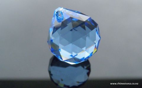 Swarovski Strass Ball Medium Sapphire 20mm